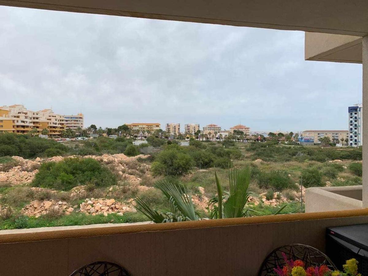 Acogedor Apartamento Al Lado De La Playa Alicante Kültér fotó