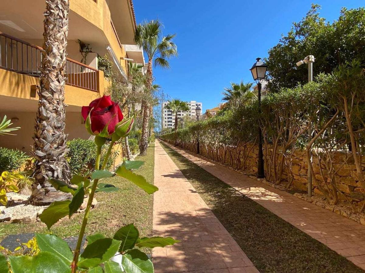 Acogedor Apartamento Al Lado De La Playa Alicante Kültér fotó