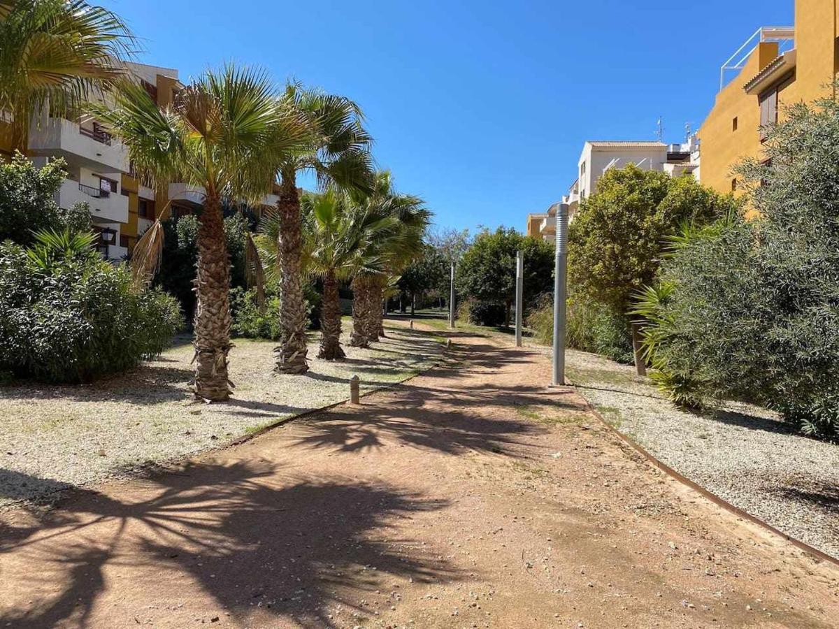 Acogedor Apartamento Al Lado De La Playa Alicante Kültér fotó